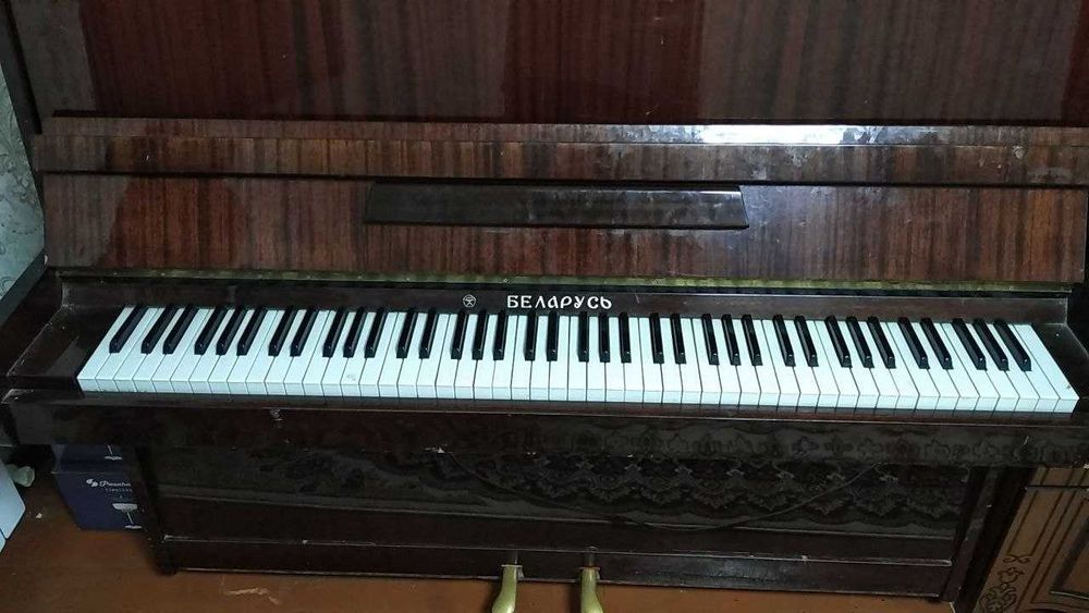 Продается пионино
