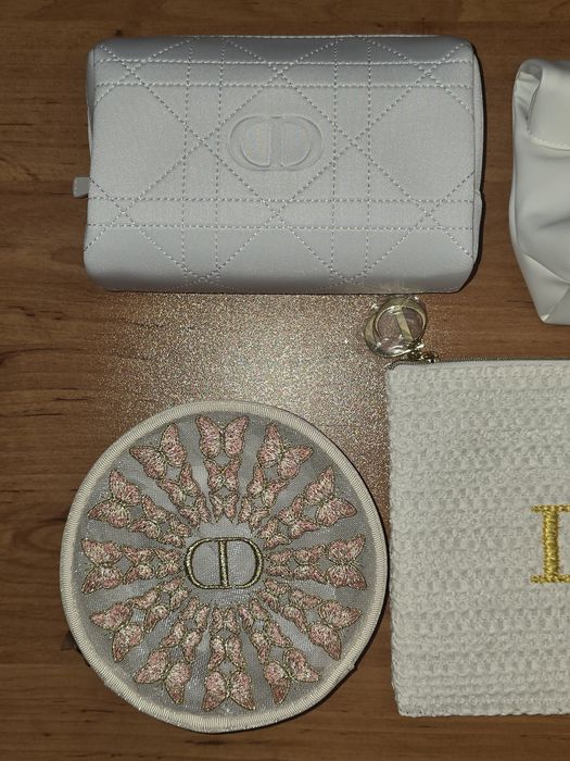 Dior оригинални несесери