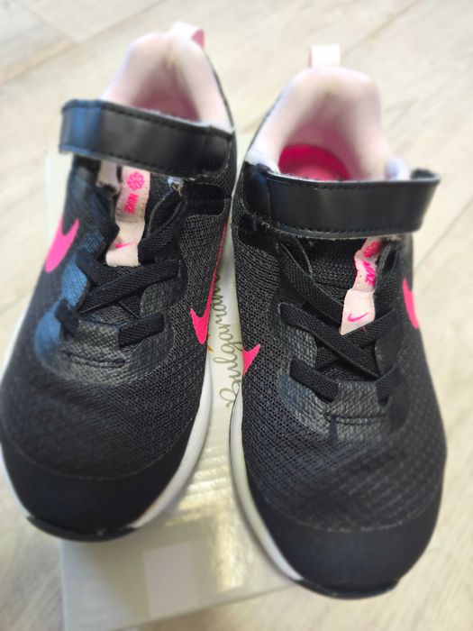 Детски обувки номер адидас 27, найк номер  29.5