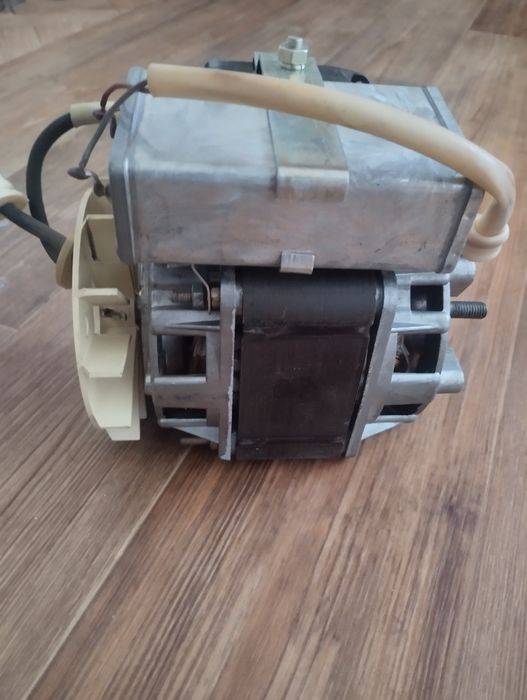 Продам моторчики