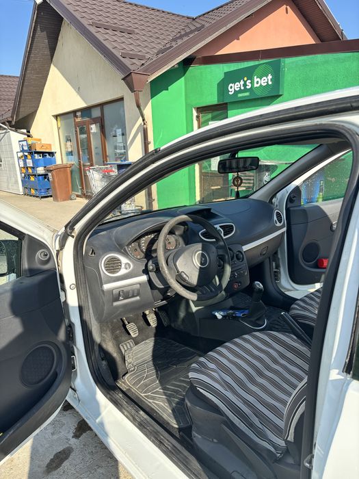 Clio 3 2011 1.5 DCI