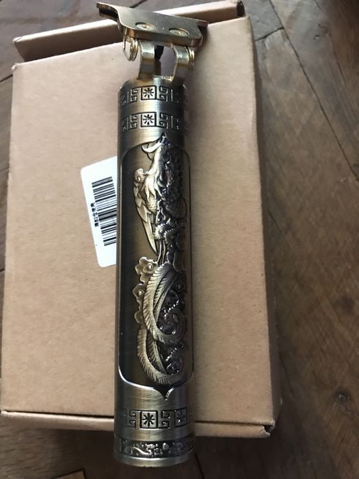 Продавам самобръсначка Чисто нова в кутия