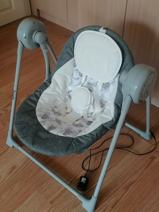 Бебешка електрическа люлка Lorelli Twinkle