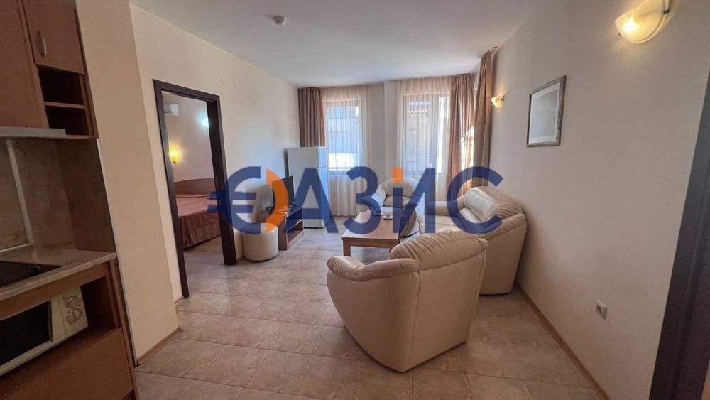 Продава се Тристаен апартамент в к.к. Слънчев бряг - 76 кв.м за 994 €/кв.м - Снимка #9