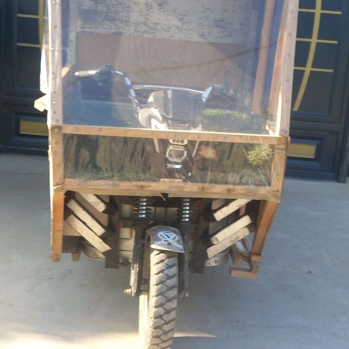 Holati yaxshi narxi 5,000,000mln kami bor