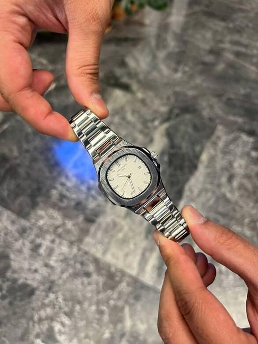 Часы [patek philippe]