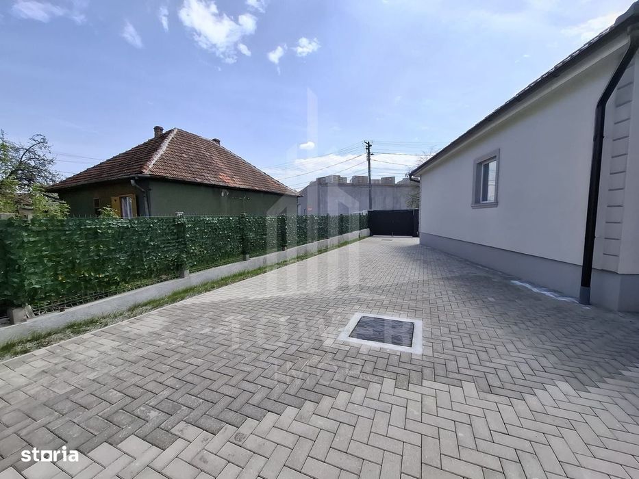 Casa renovata total- zona Calea Poplacii cu teren de 454 mp