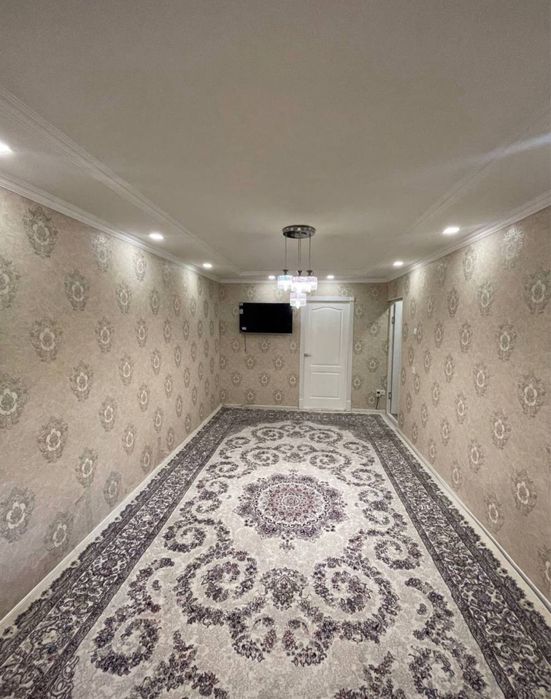 Срочно 2х 3микрарайоне сдаётся стиральная машинка диван есть новый