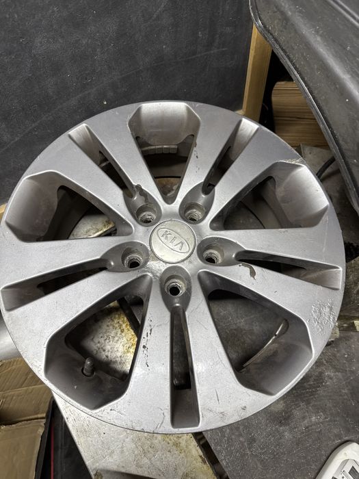 Продам два диска