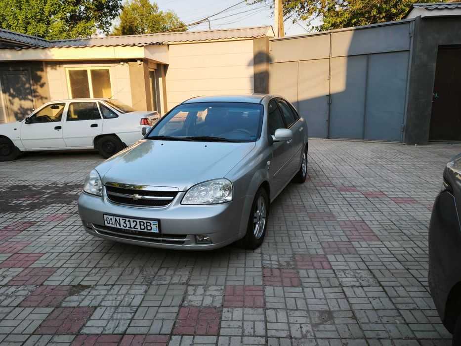 Ласетти 1,8 2009 г