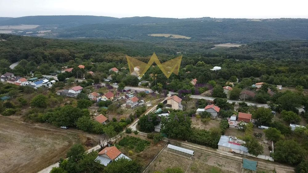 Парцел в Варна, област-с.Осеново площ 554 цена 19900