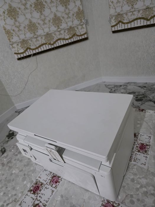 Продам принтер в отличном состояние