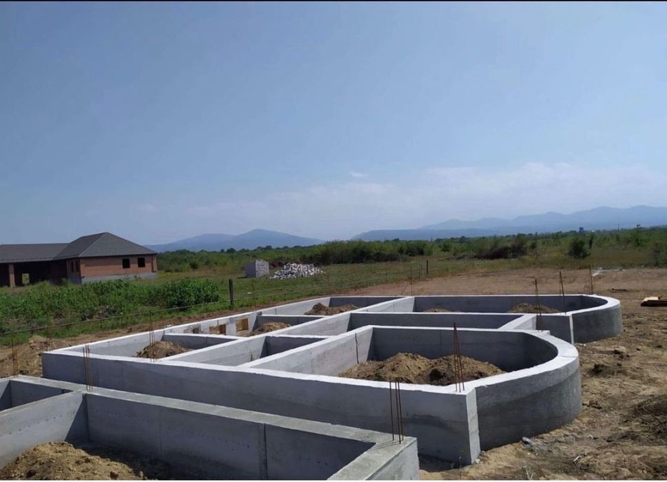 Заливаем Бетон Ленточный Фундамент Со своей Опалубкой Алматы Миксер