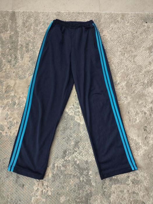 Тъмно син спортен анцунг Адидас