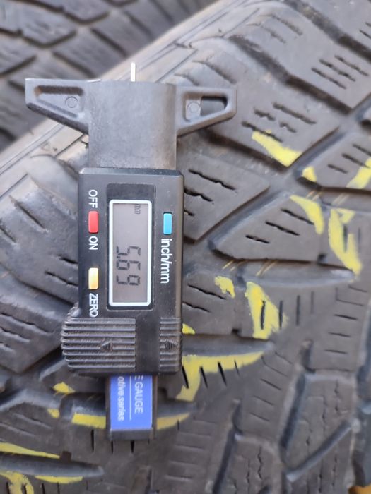 Vand Anvelope De Iarna / Cauciucuri De Iarna 225-65-17” M+S