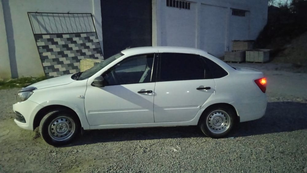 Гранта 2020 ваз машина