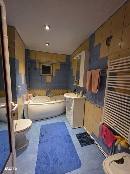 4 camere, suprafață 104 mp, 2 băi, 3 balcoane, mobilat, utilat