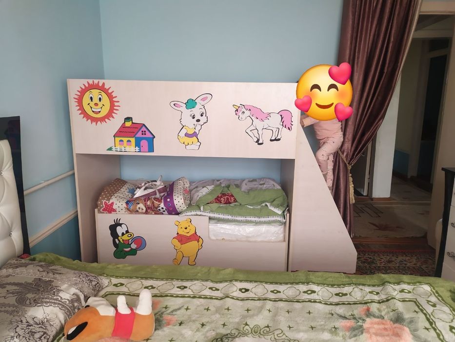 Детская кровать б/у