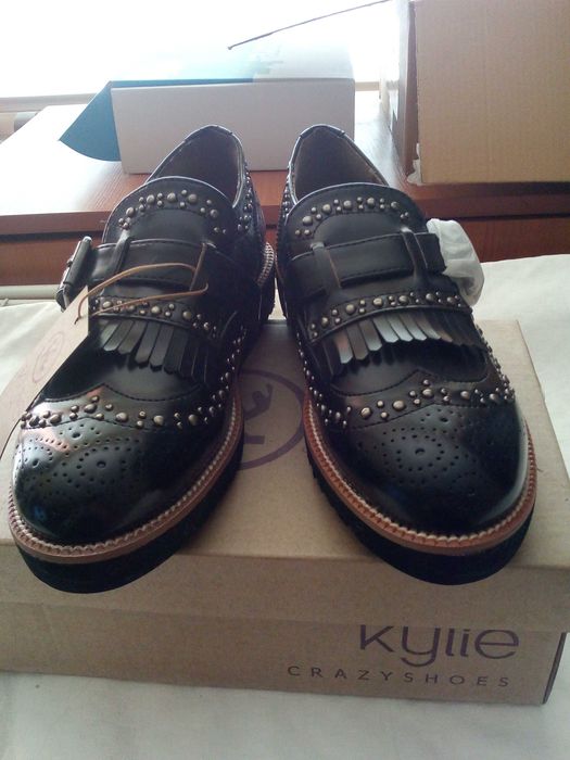 Нови лачени обувки за момиче №34