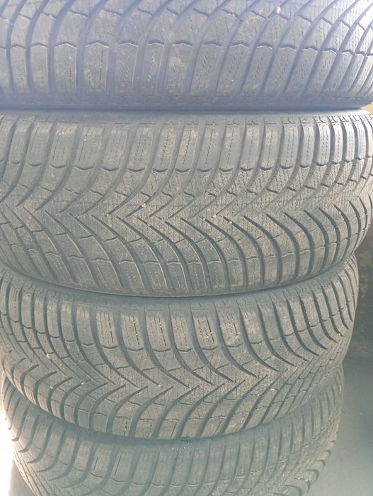 Продавам зимни гуми 235/50/20