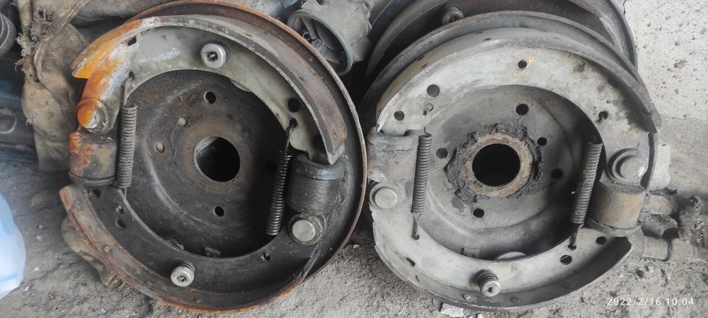 Продается диски тормозные от Волги 21