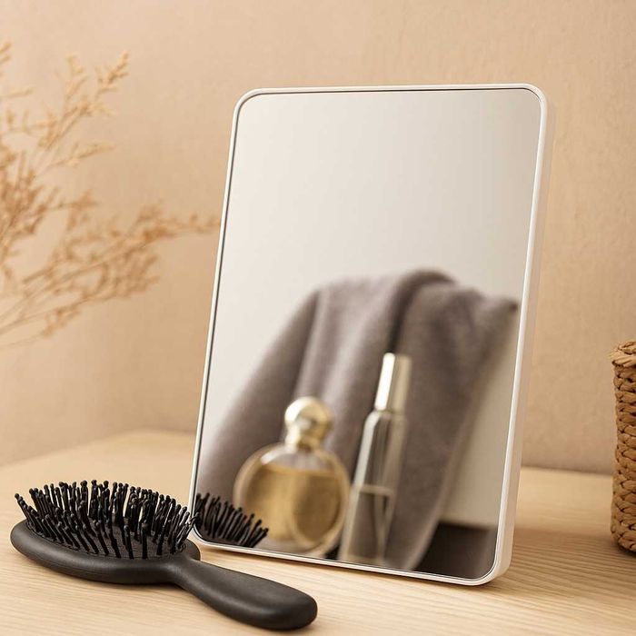 Компактно настолно огледало за перфектна визия навсякъде