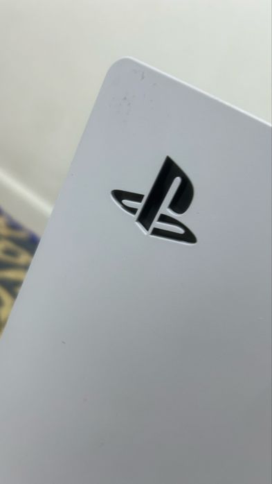 playstation 5 B идеальном состоянии!!!