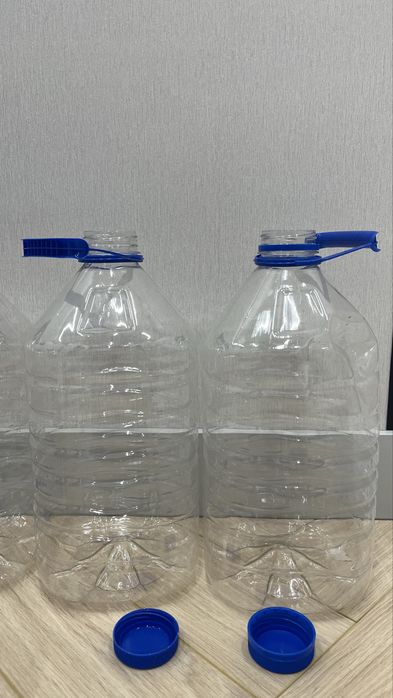 Продам баклажки 5 л, 30 шт