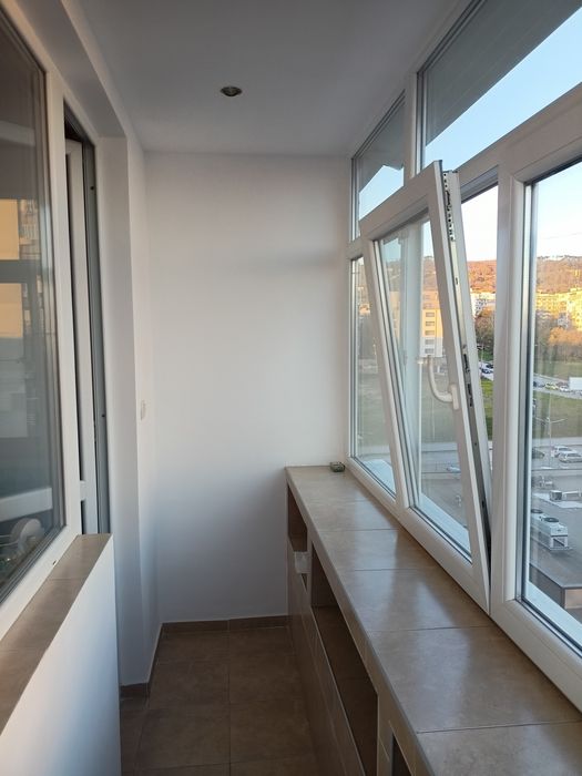 Продава се Тристаен апартамент в Варна, Цветен квартал - 70 кв.м за 2286 €/кв.м - Снимка #13