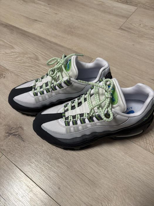 Нови маратонки NIKE
