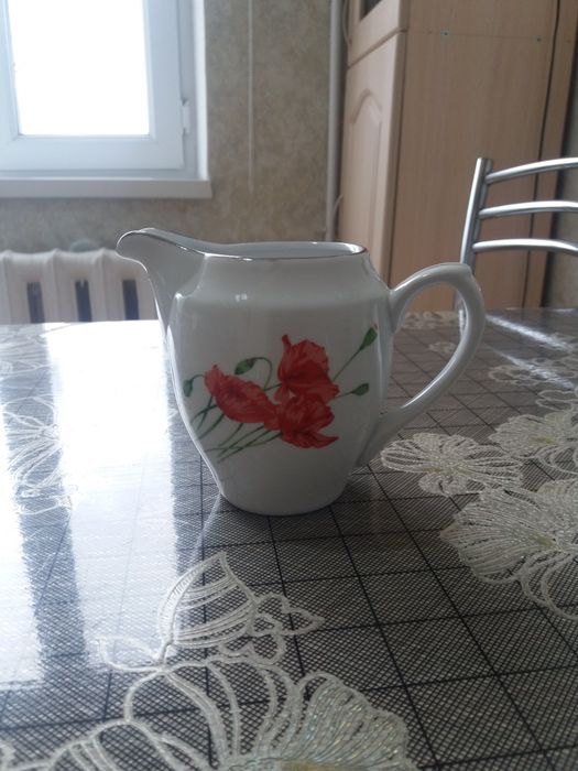 Продаю посуду.Недорого.