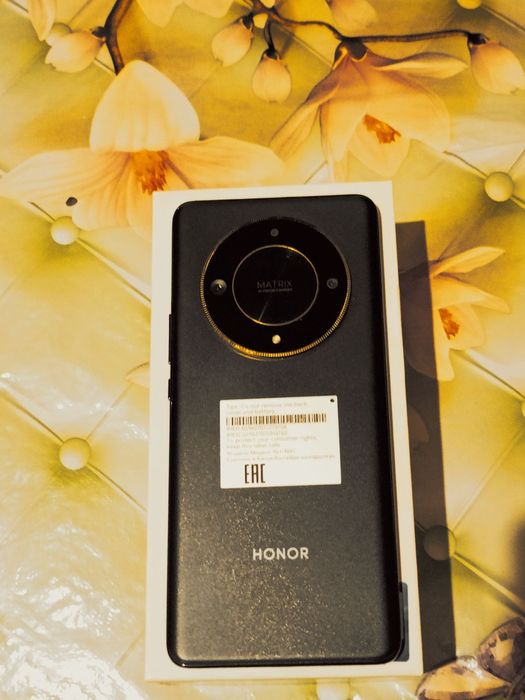 Honir x9b sotiladi.8/256 GB