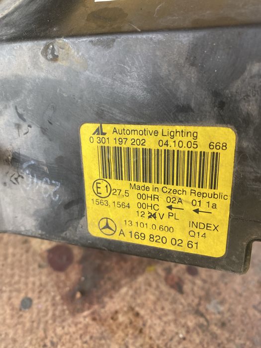 Десен фар за мерцедес А класа w169