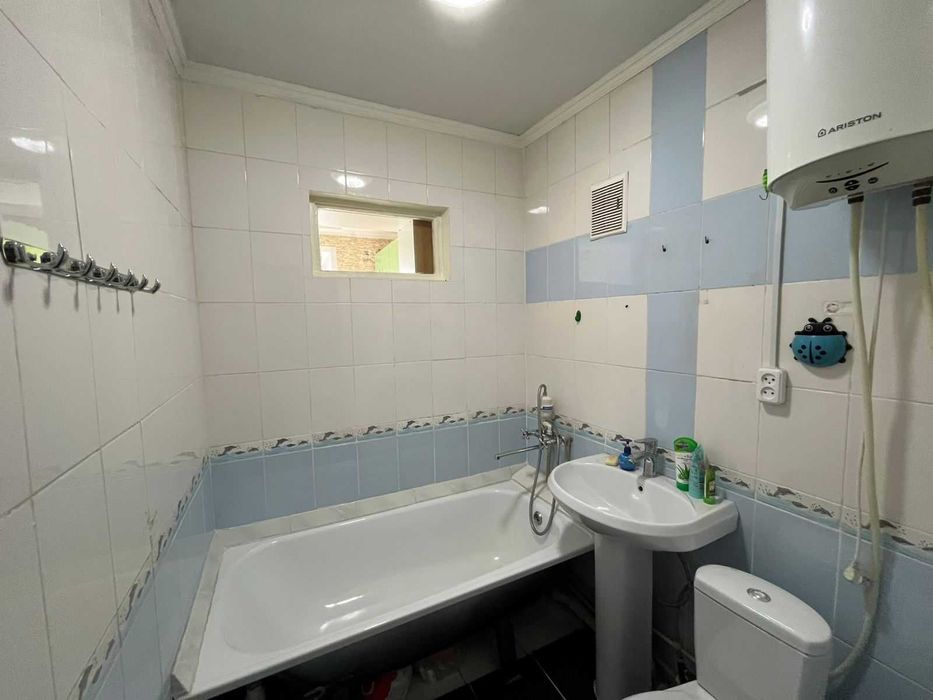 Продам 2 комн, на 17 мкр