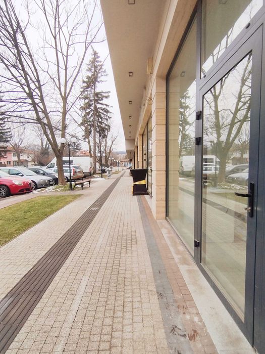 Дава се под наем Офис в Перник, Изток - 120 кв.м за 960 € - Снимка #5