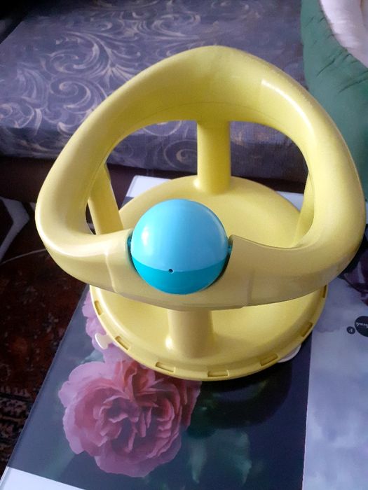 Scaun de baie pentru bebelusi