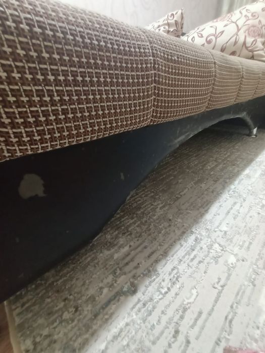 Продам диван тахта