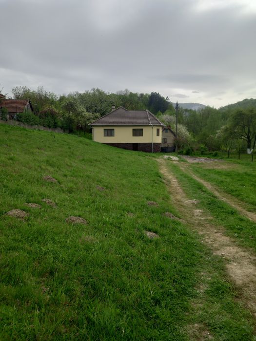 Casa la întrare în Vulcan