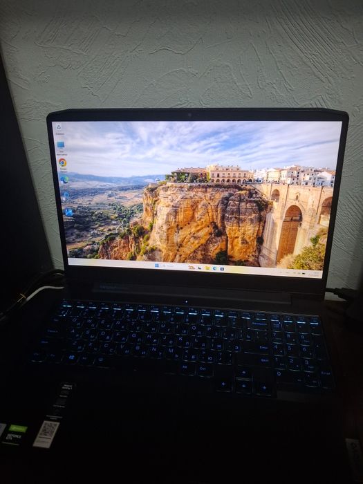 Продам игровой ноутбук lenovo ideapd gaming 3