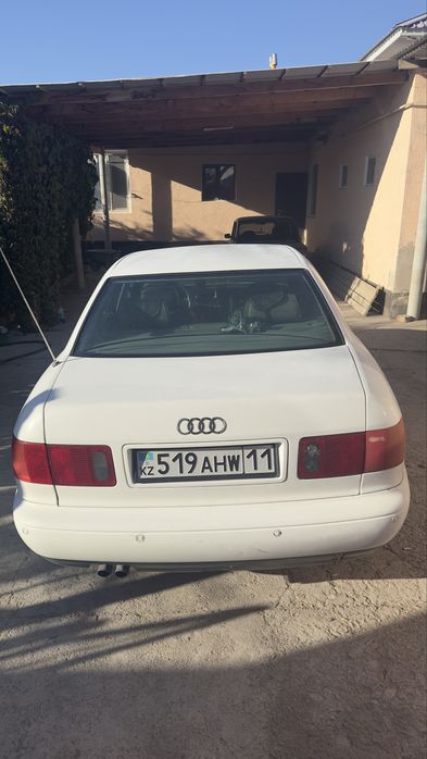 Сатылады AUDI A8 2,8