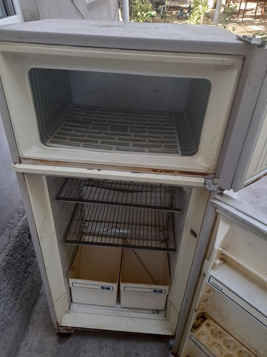 Холодильник ЮРЮЗАНЬ 207 двухкамерный бытовой