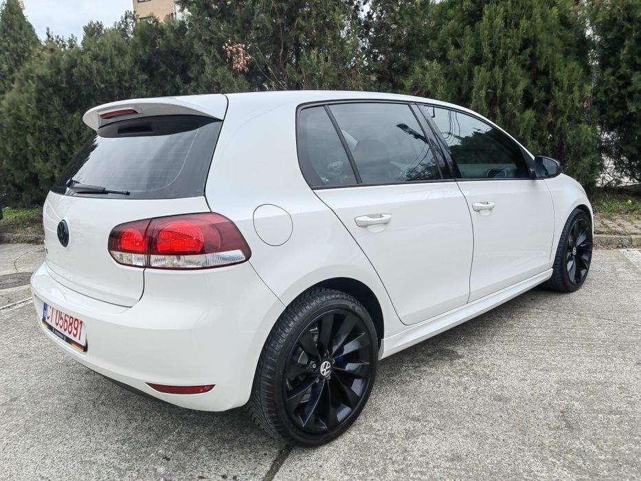 VW Golf VI / 1.6TDI 105CP / Pachet R-Line