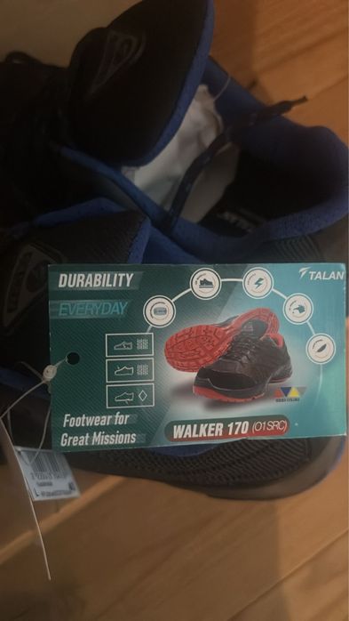 Продам мужскую спец обувь