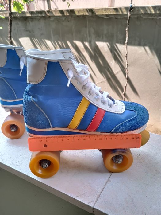 Ретро ролкови кънки