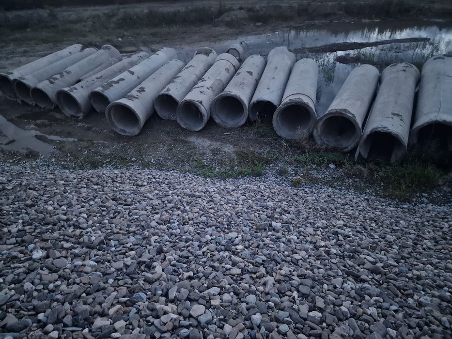 Tuburi din beton armat