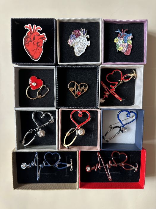 Брошки подарки для врачей