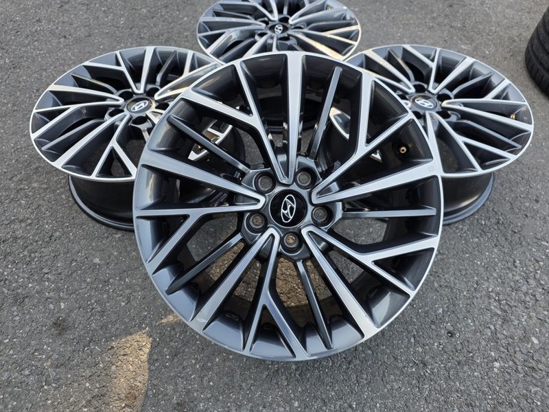 18цола Хюндай 5x114.3 Hyundai 4бр Оригинални