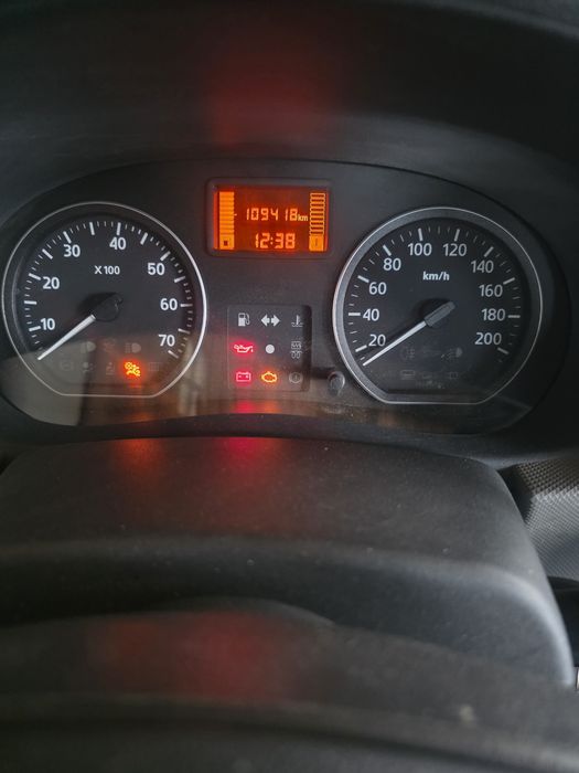 Logan 2012 km 109000 KM Motor 1.6 MPI 8 valve 90 CP EURO 5!!