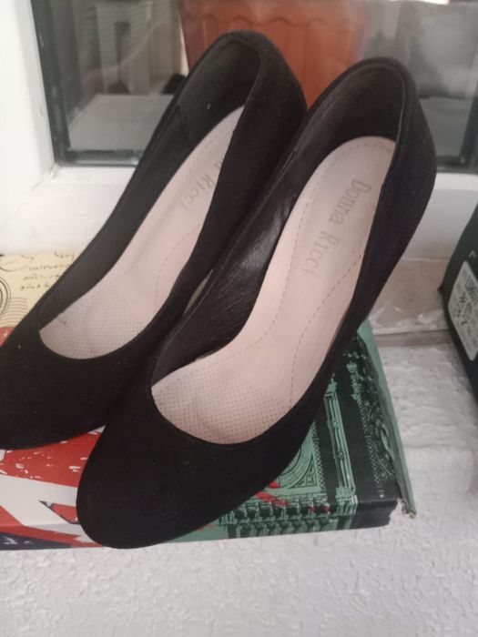 Продам туфли женские