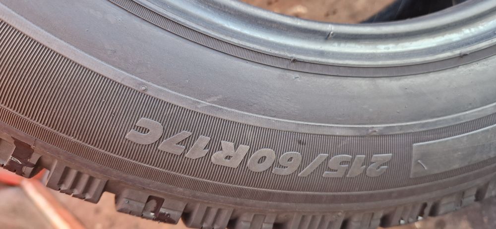 Set 4 Anvelope Michelin 215 60 R17 C  M+S